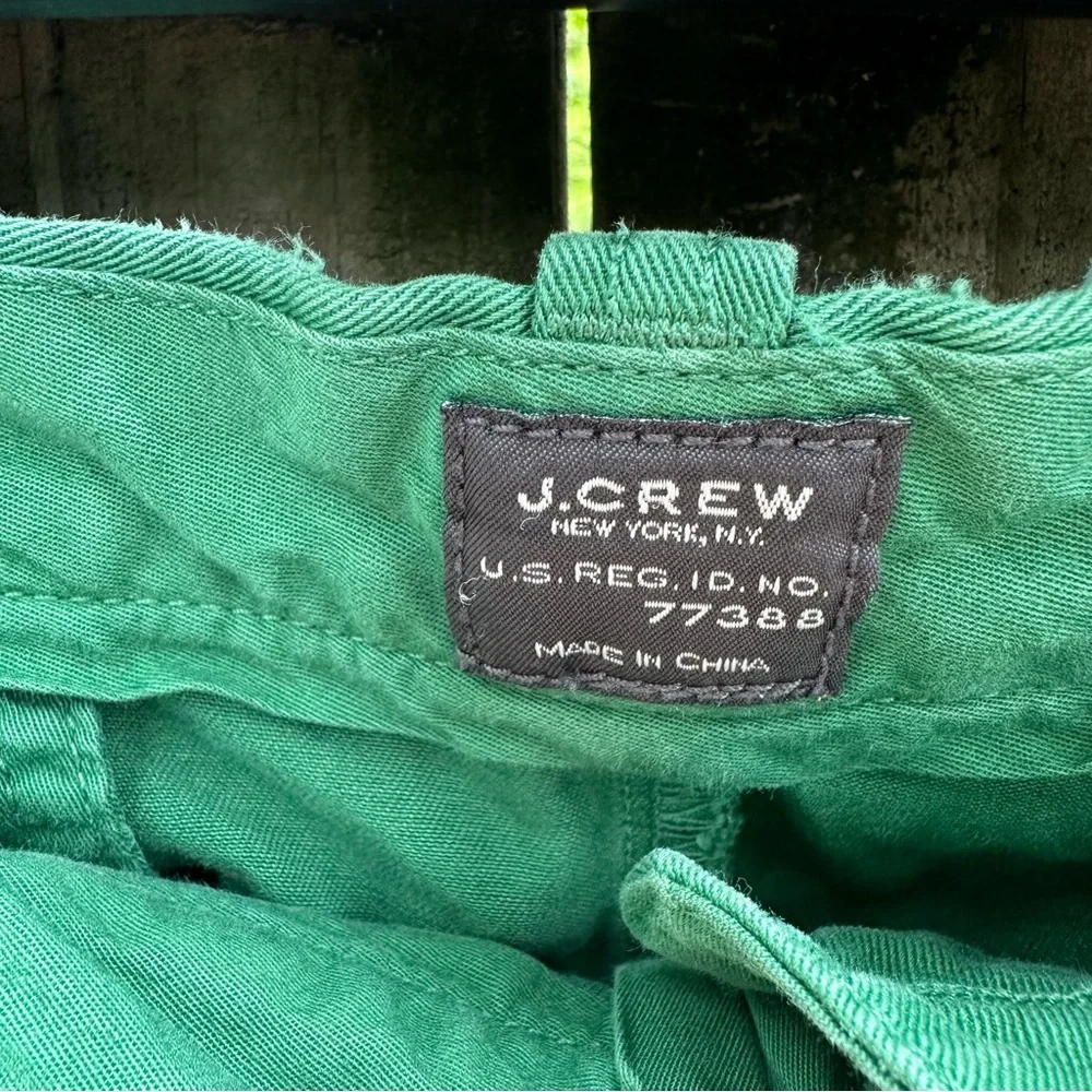 J. Crew Men’s Stanton Chino Shorts Flat Front Classic Fit‎ Green Waist Size 33